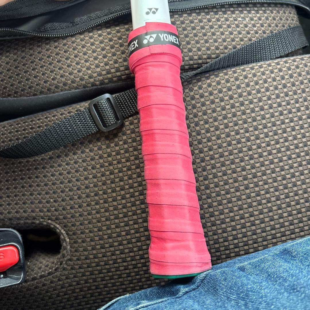 YONEX ジオブレイク 80Gテニスラケットとケース
