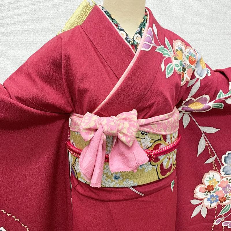 412z16☆中振袖 金駒刺繍 金彩 ちりめん 古典柄☆美品 成人式 結婚式