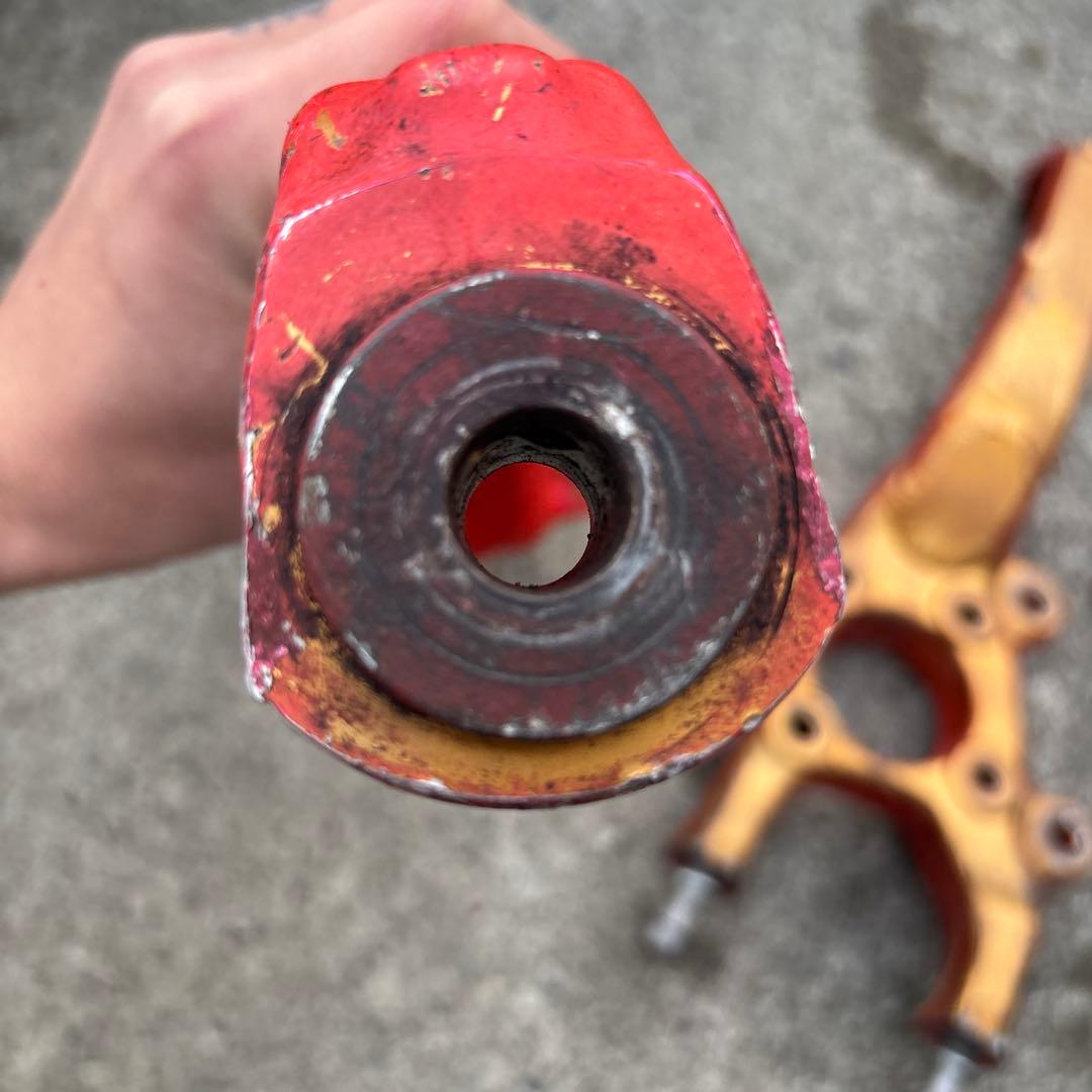 クラウンショートナックル