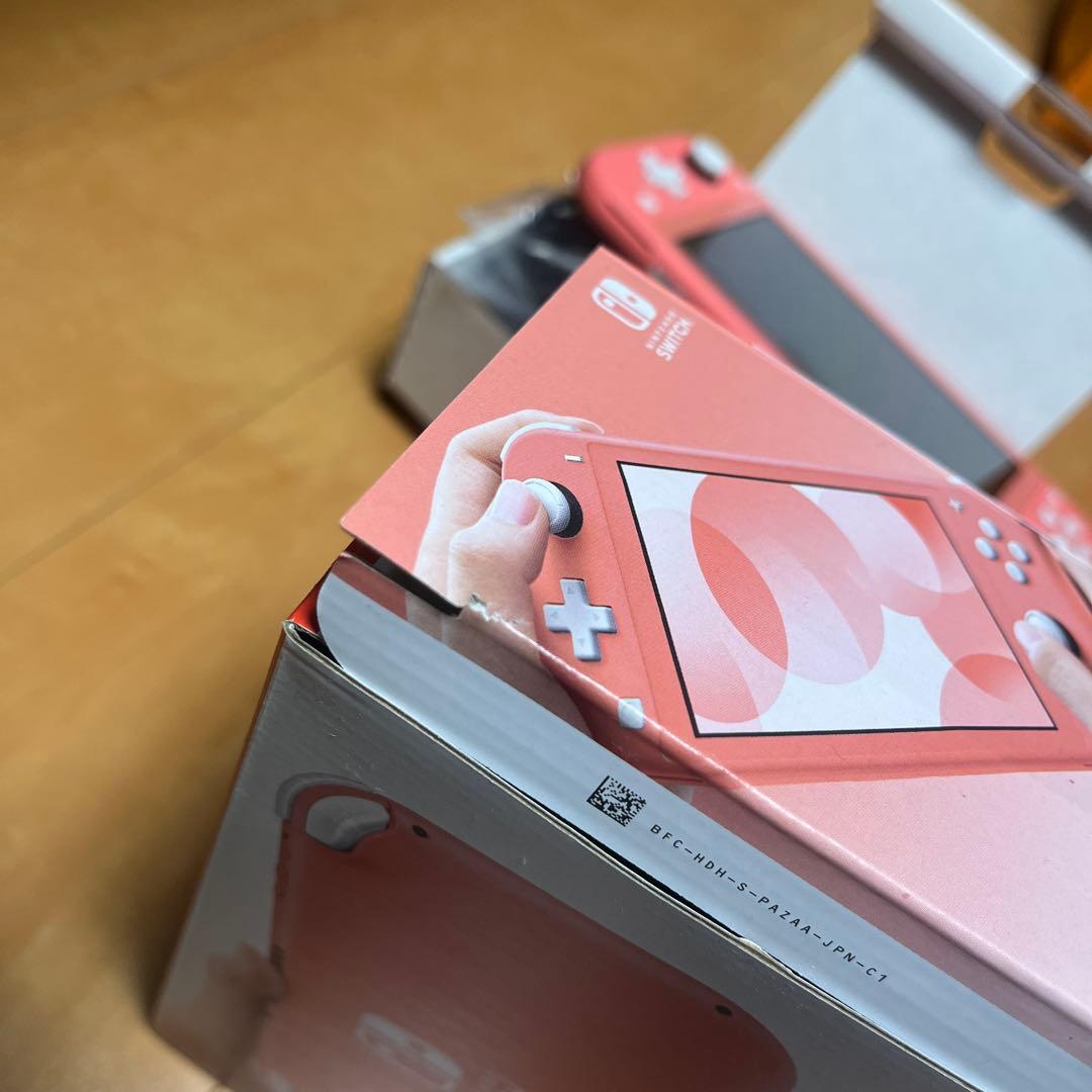 Nintendo Switch Lite　ピンク本体　箱付き