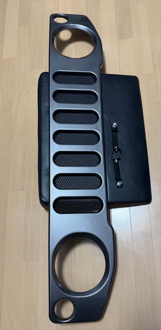 アピオ　SJ アイアングリル　ジムニー　シエラ　ノマド