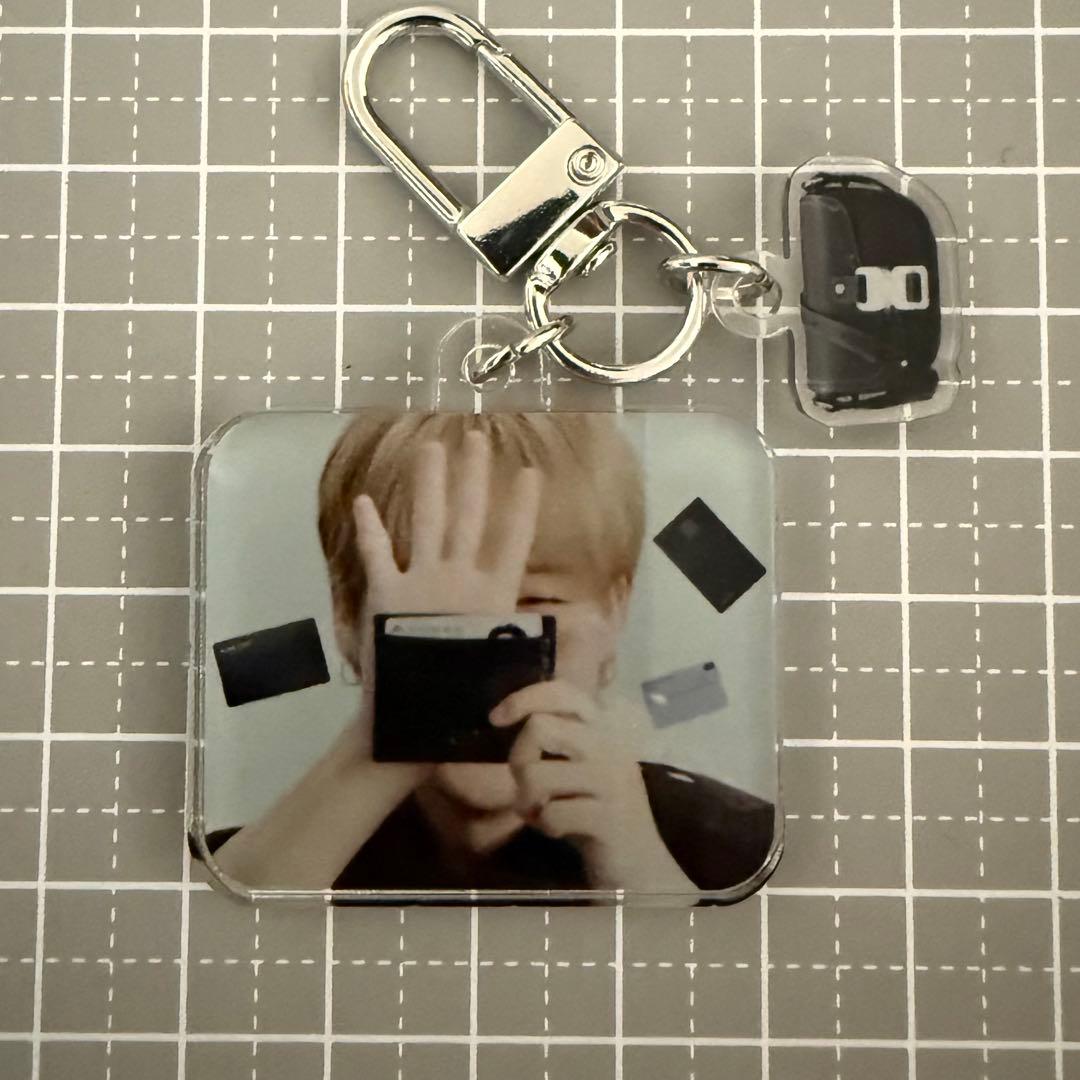 シェリー　BTS ジミン　アクリルキーリング