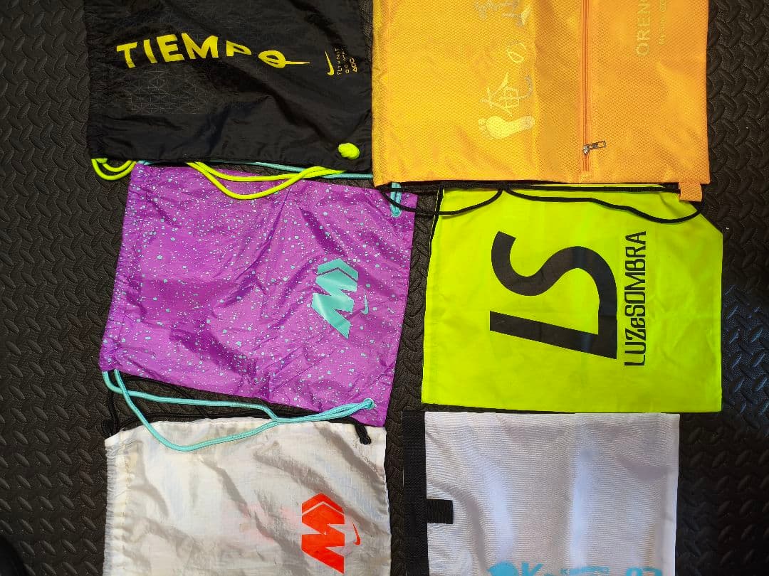 ナイキ　PHANTOM LUNA2 ELITE FG 27.0cm