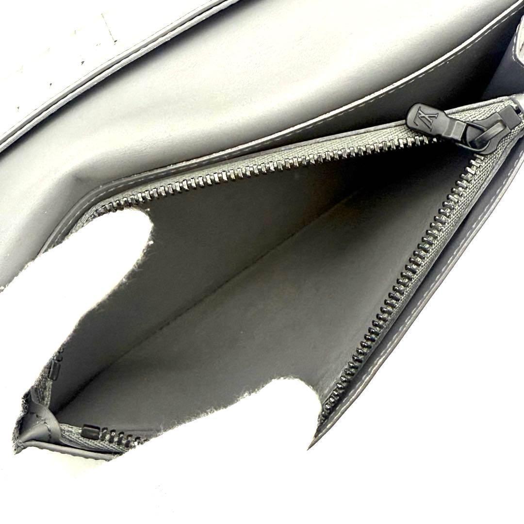 【極上美品】ルイヴィトンモノグラムシャドウポルトフォイユブラザ