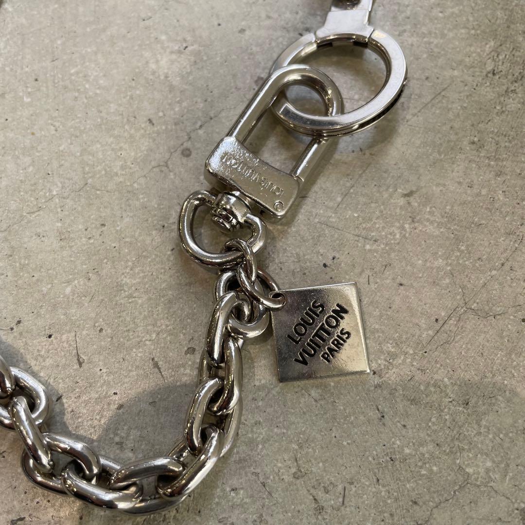 LOUIS VUITTON ウォレットチェーン シルバー キーリング チャーム
