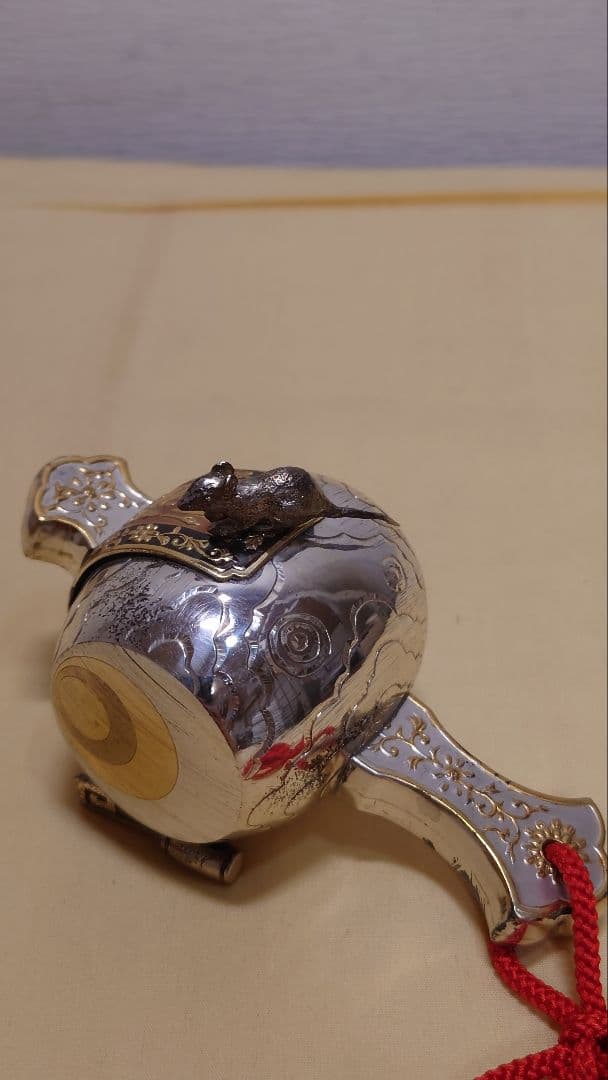 銀製　小槌　置物