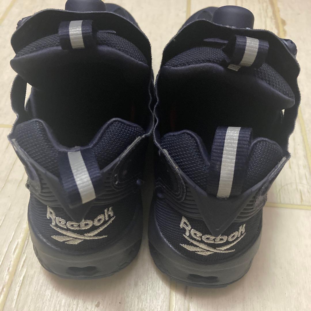 リーボック　インスタポンプヒューリー宇宙柄　24cm