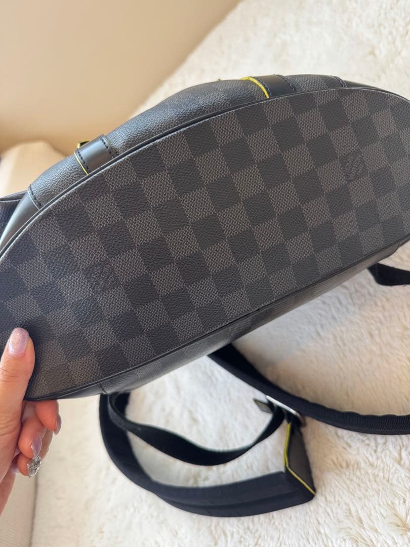 f*w様 【お値下げしました】ダミエパターン レザーリュック　ルイヴィトン　LV