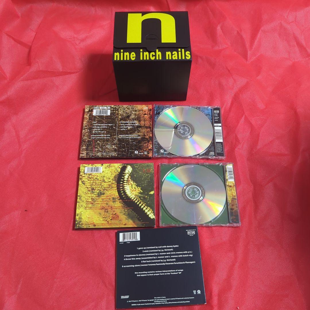 希少　FISTED NINE INCH NAILS / ナイン・インチ・ネイルズ