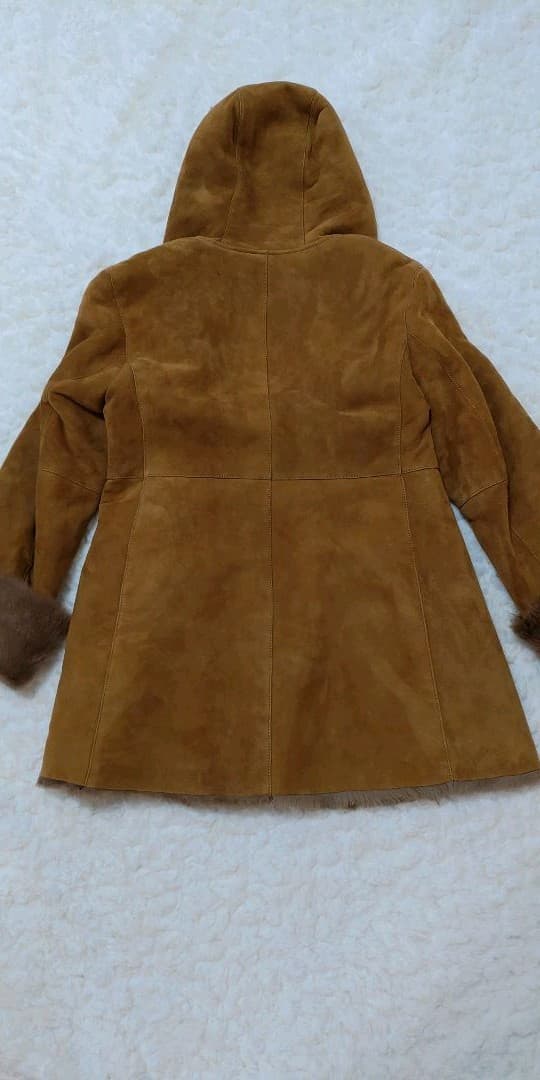 良品トスカーナムートンコート