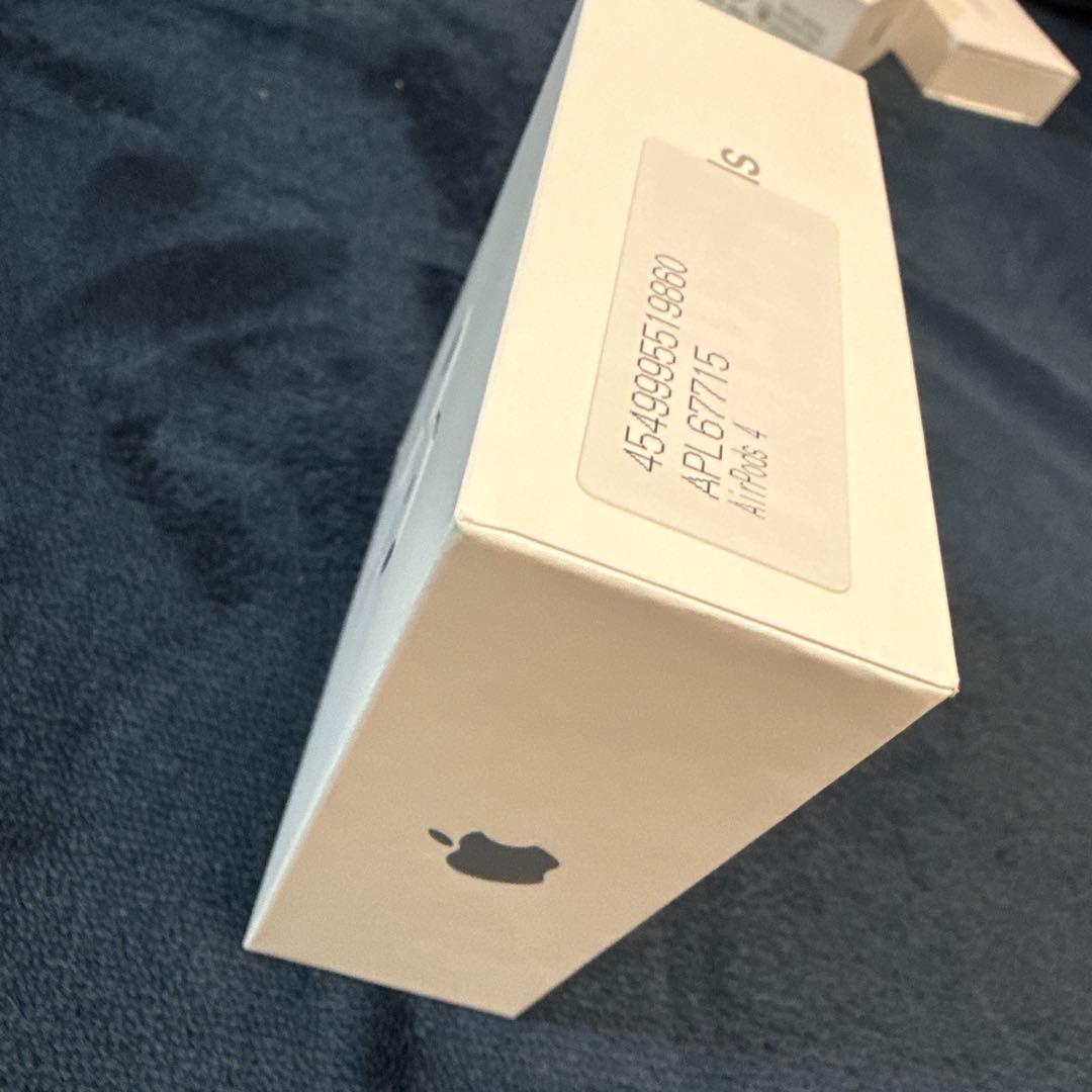 【新品・未開封】Apple AirPods 4（USB-Cケース）