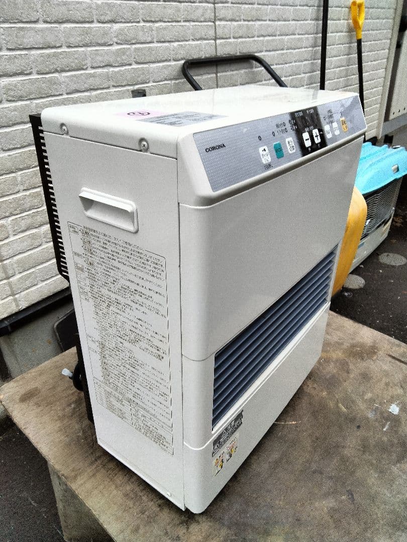 札幌発コロナFF温風石油ストーブ！品番「FF‐4212GS」2012年式中古品