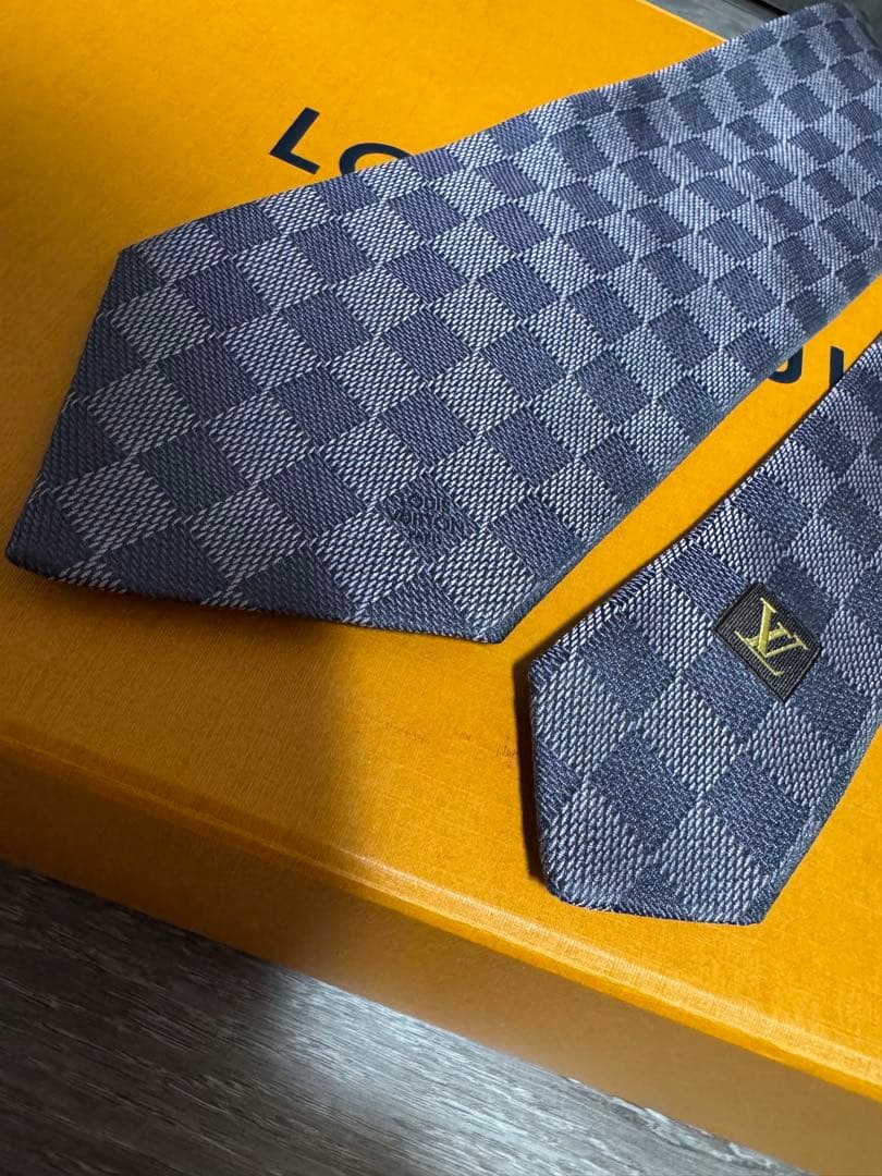 値下げ！Louis Vuitton ダミエ柄　ネクタイ