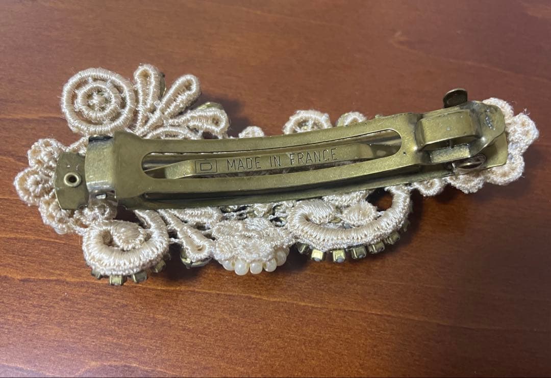 【最終価格】ミハエルネグリン バレッタ　白