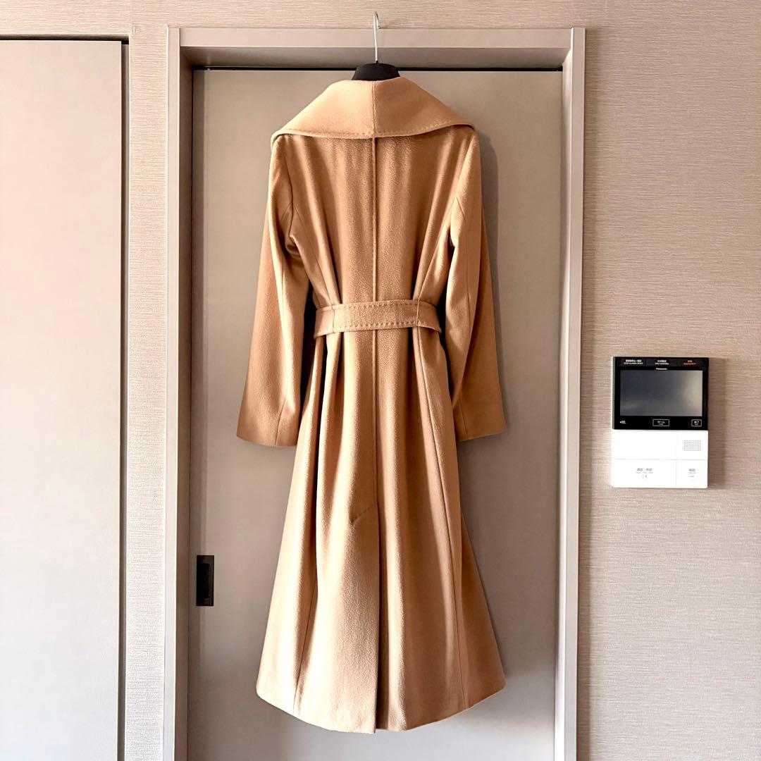 新品同様‼️ マックスマーラ 艶感美しい ショールカラーベルテッドコート