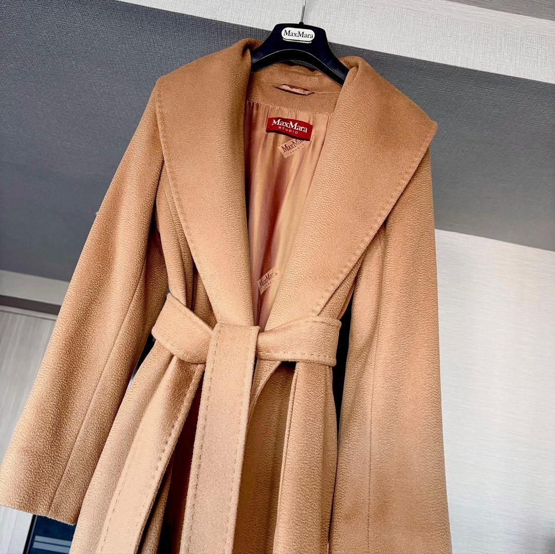 新品同様‼️ マックスマーラ 艶感美しい ショールカラーベルテッドコート