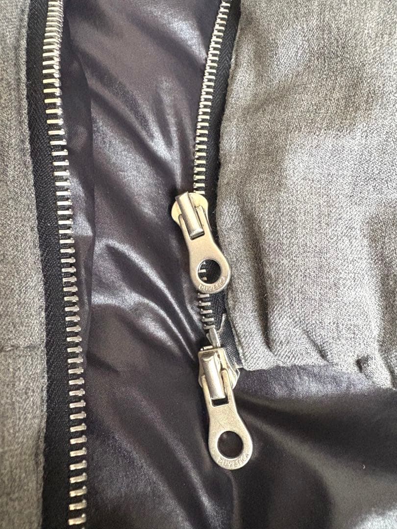 【美品】デュベティカ FEBEDUEウール ダウン ベスト 40 グレー