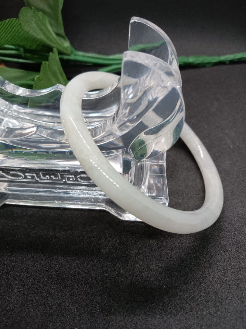 おすすめ✨新品✨天然翡翠 バングル ミャンマー　A貨　無含浸無着色　サイズ57