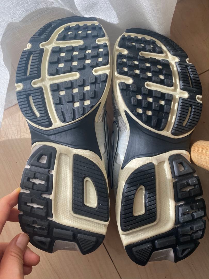 めんこ W NIKE V2K RUN 24cm 箱付き