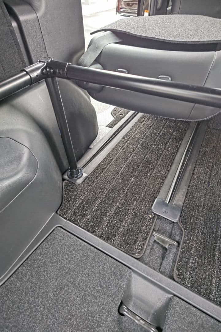 90系　ヴォクシー ノア　 整理 収納　ベッドキット　車中泊　　パイプのみ