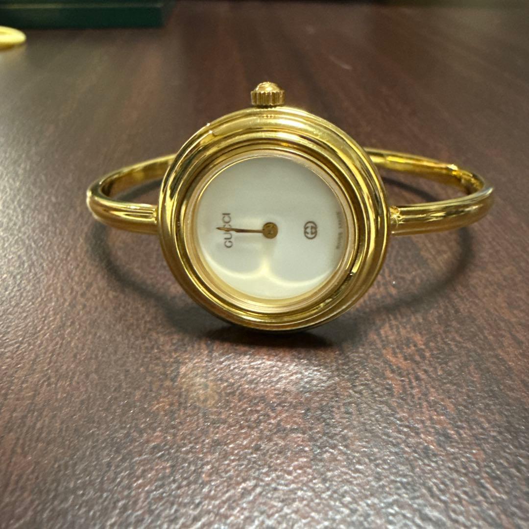 GUCCI　チェンジベゼル腕時計　11/12 メタルベゼル付き