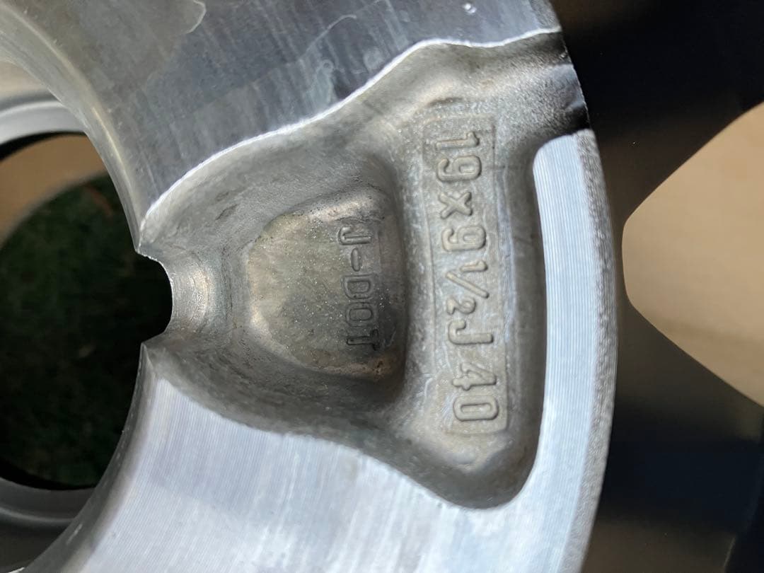 日産新型Z34 フロントホイール 19インチ　新品１本