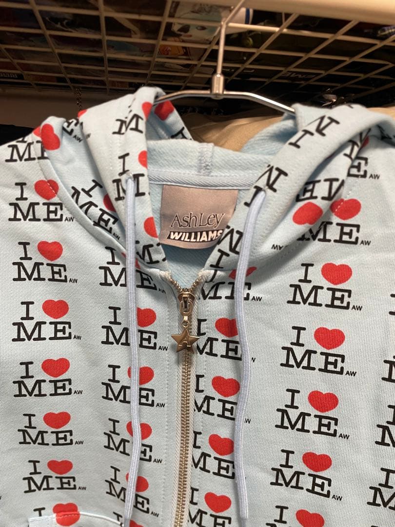 ASHLEY WILLIAMS I LOVE ME パーカー