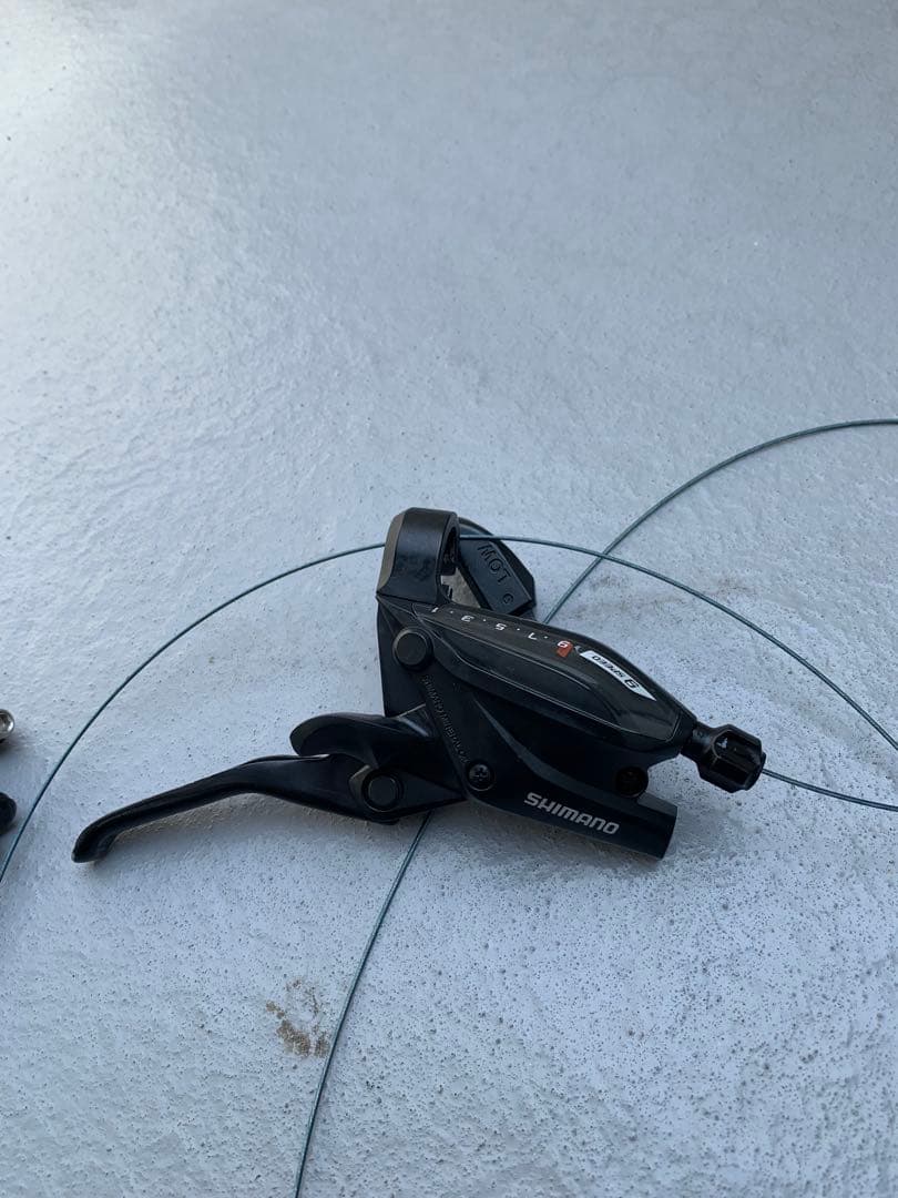 SHIMANO コンポーネントセット クランク　ブレーキハブ