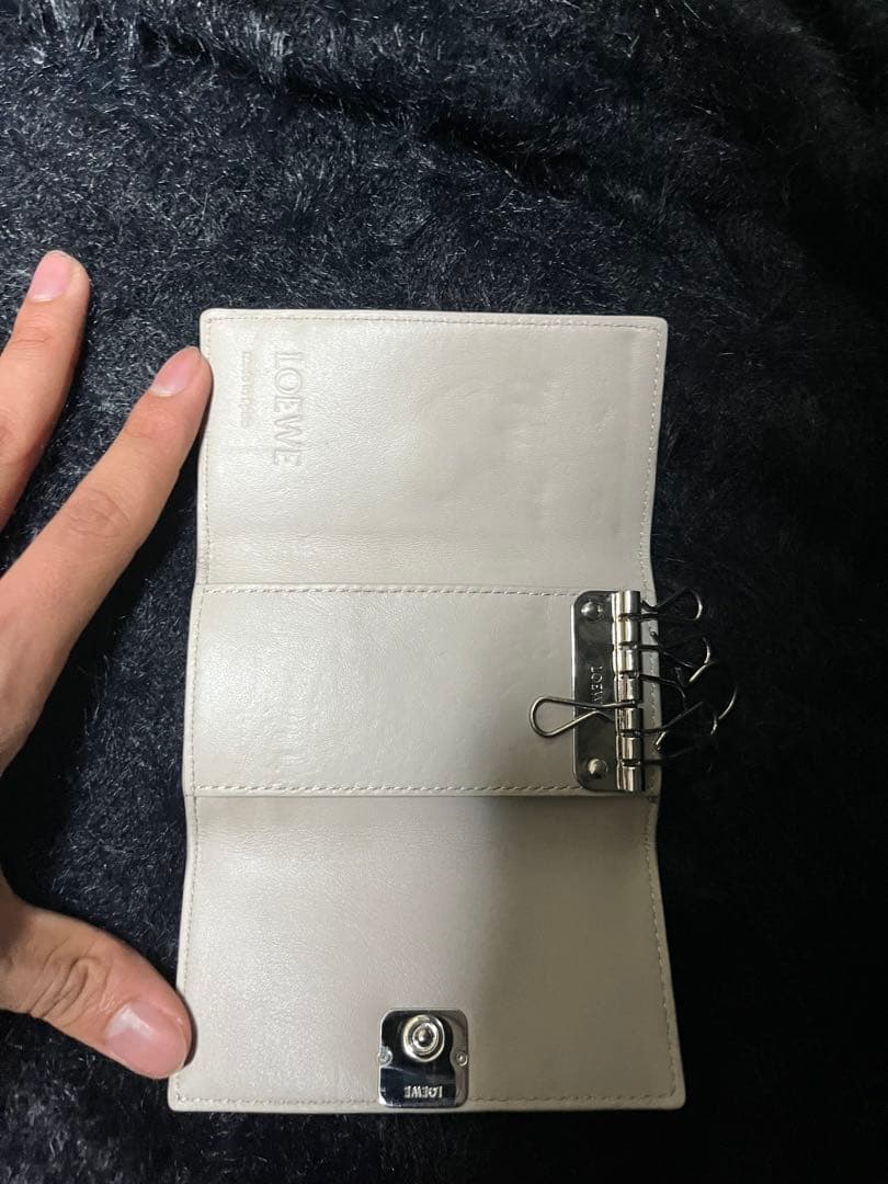 LOEWE キーケース アナグラム ベージュ