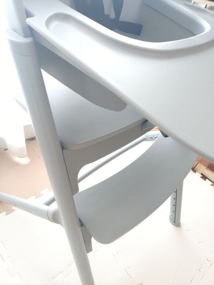 NOVUSノウス　ハイチェア 安全ベルト付　グレー　説明書つき