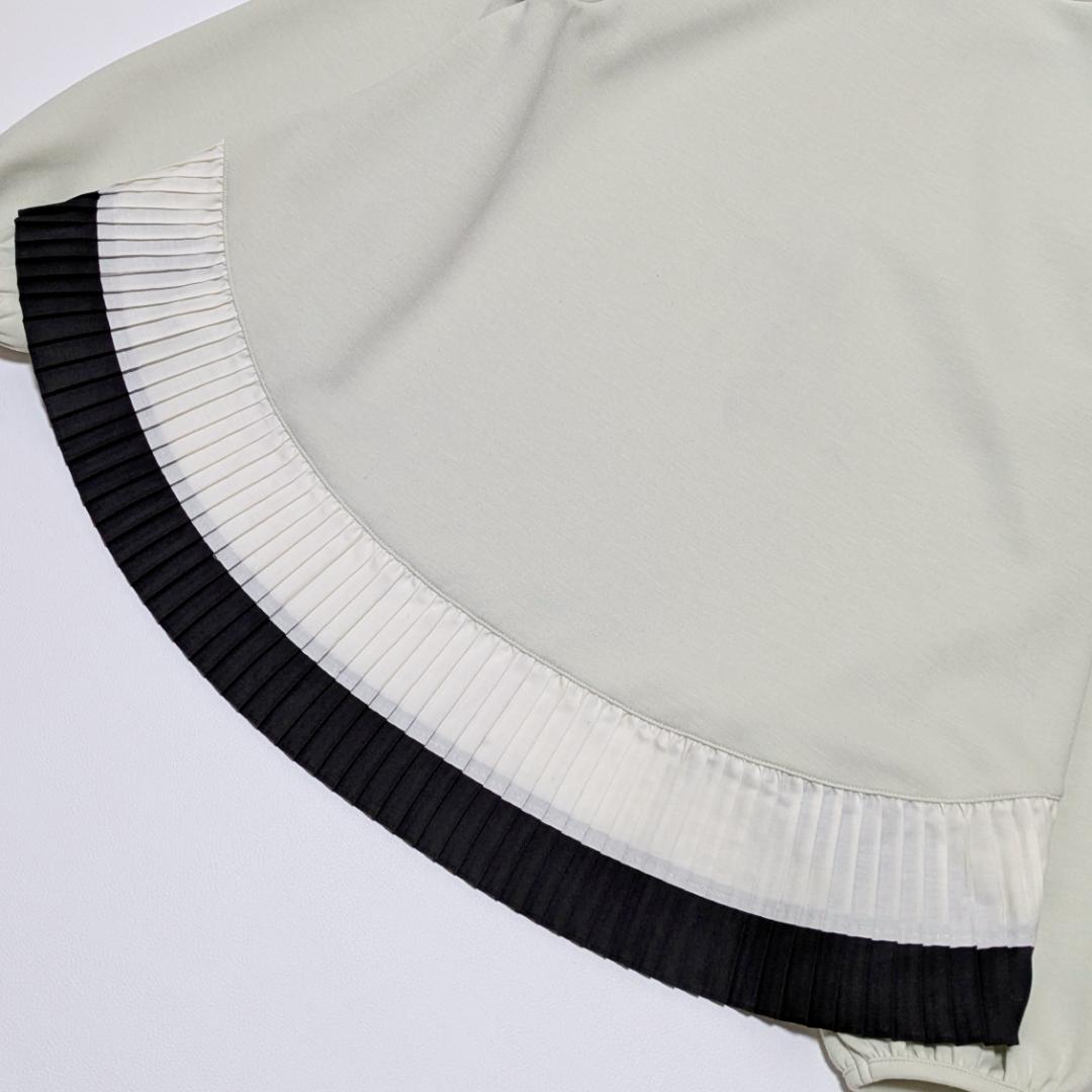 25年モデル❢ ビアズリー スソプリーツプルオーバー 淡いグリーン