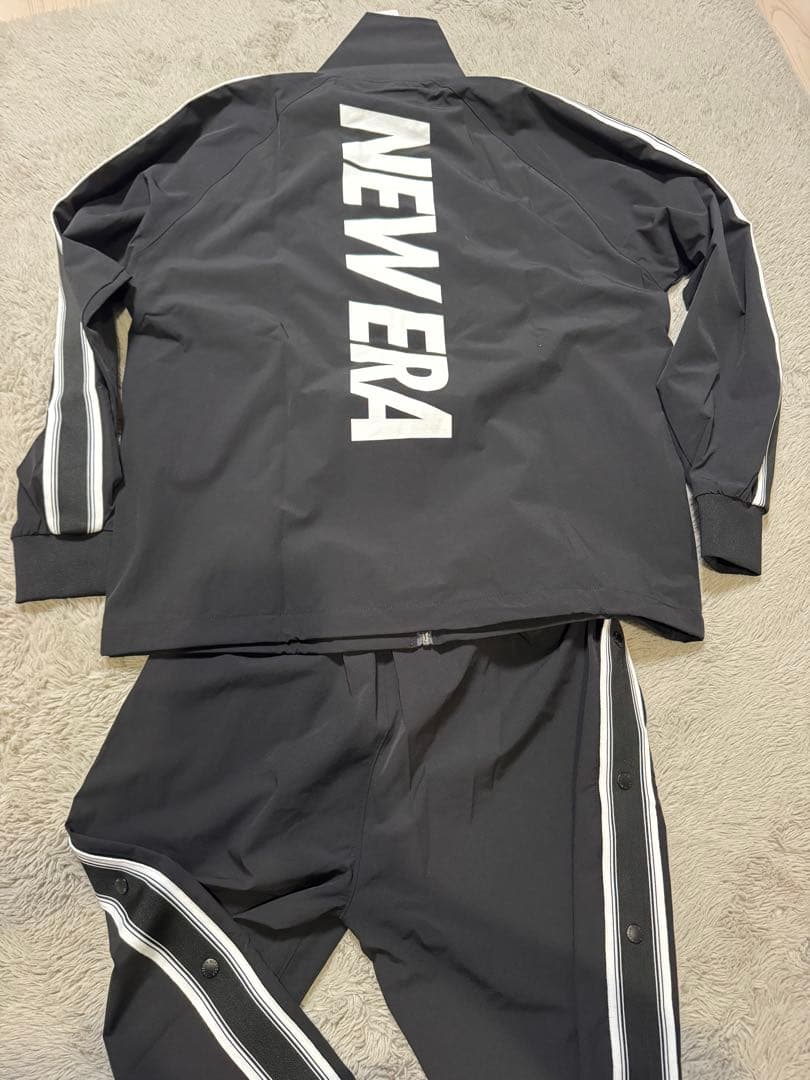 40%off! 定価22,000円！NEW ERAウォームアップウェア