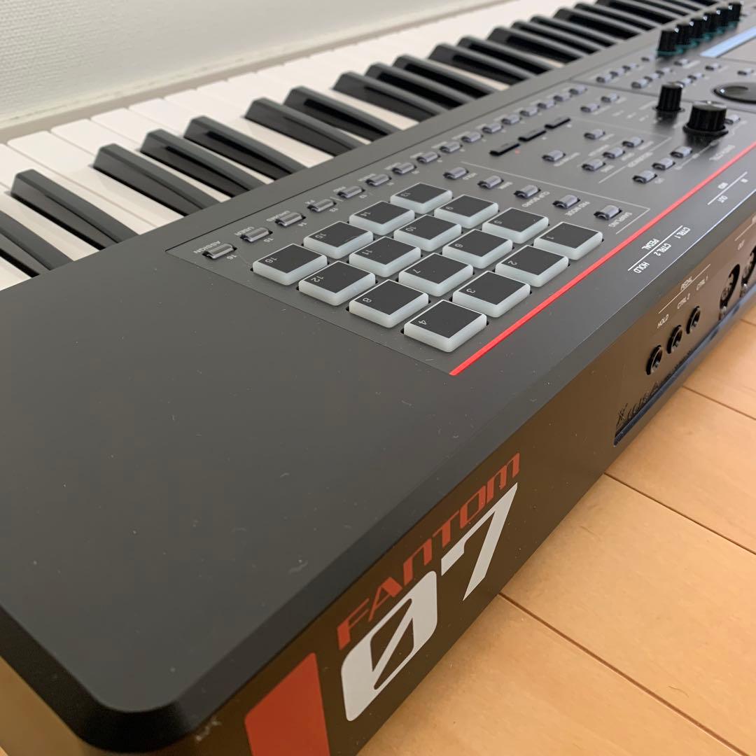 Roland FANTOM-07 シンセサイザー