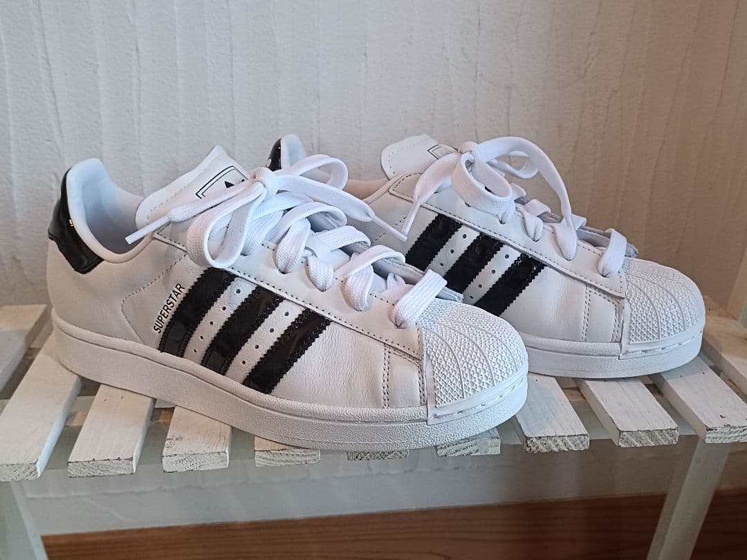 新品　adidas SUPERSTAR 24.0 アディダス　スーパースター