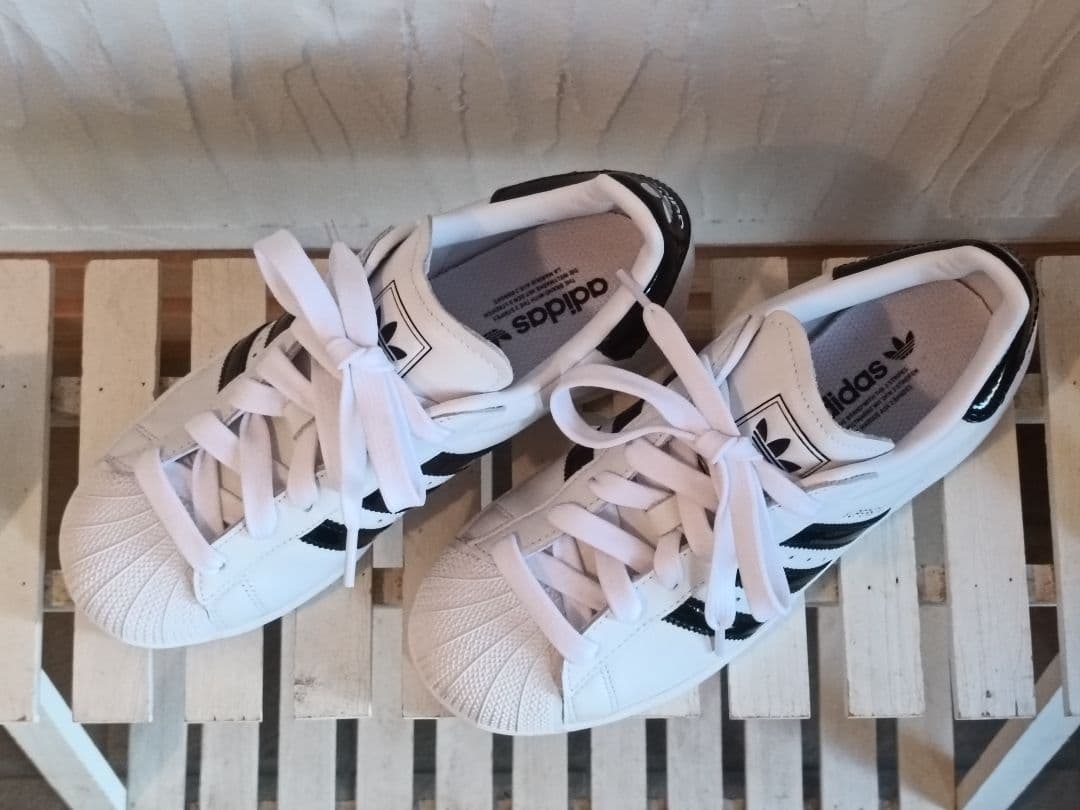 新品　adidas SUPERSTAR 24.0 アディダス　スーパースター