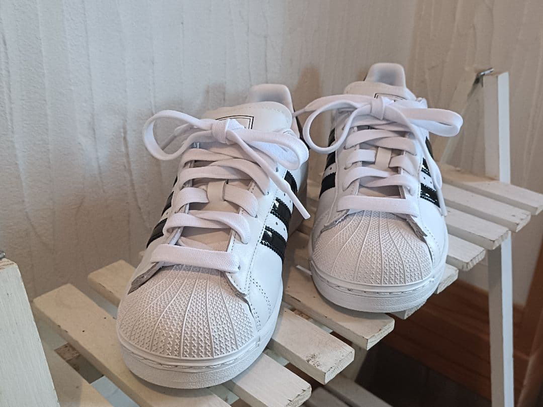 新品　adidas SUPERSTAR 24.0 アディダス　スーパースター