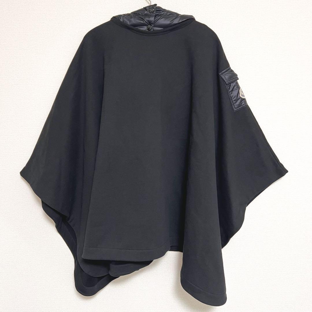 Moncler モンクレール　ポンチョ　ケープコート　ブラック　フード付き