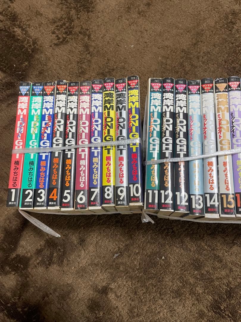 湾岸ミッドナイト 28巻 オマケ2巻付き　24巻抜け12巻ダブり