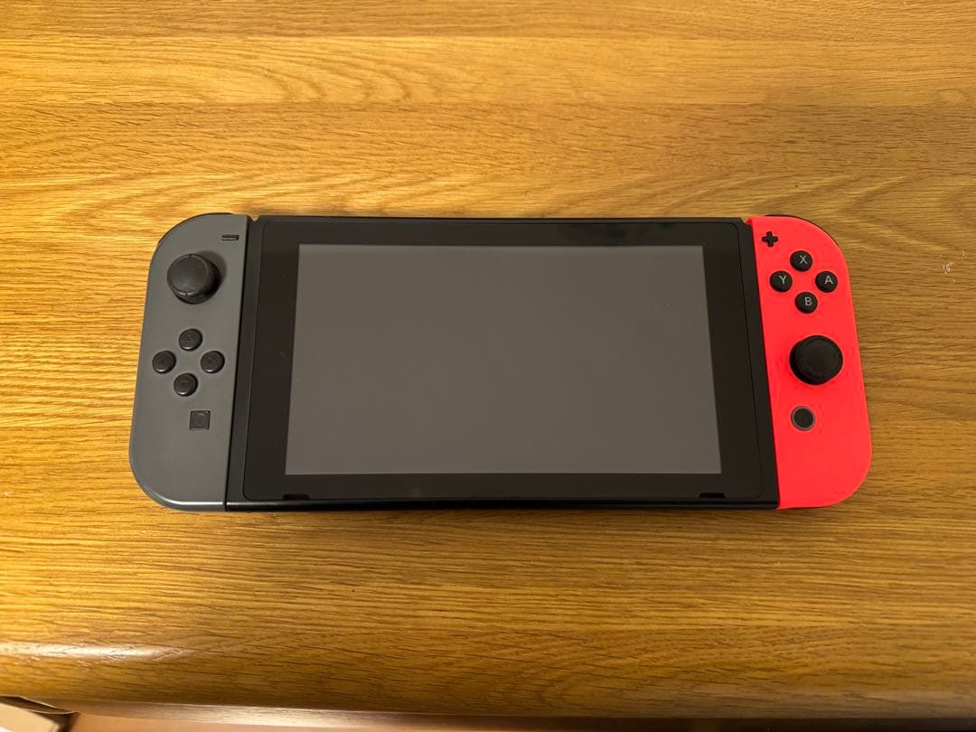 Nintendo Switch グレー/レッド 本体
