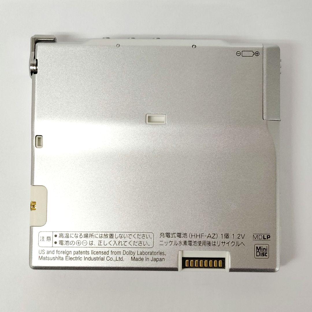3.パナソニック　ポータブルMDプレイヤー　SJ-MJ500