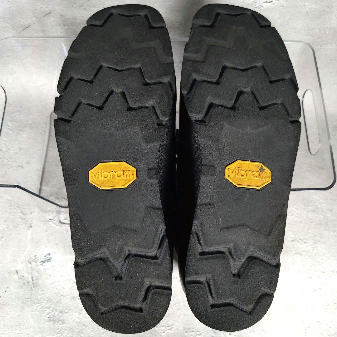 人気デザイン 美品 Clarks【26.5】Wallabee Boots GTX