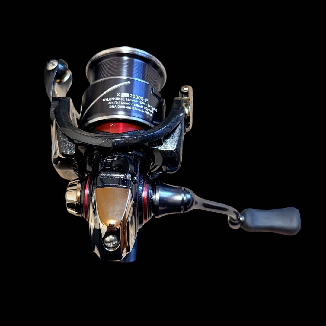 【美品】ダイワ　２０月下美人X　LT2000S-P