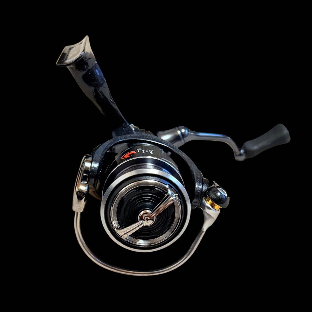 【美品】ダイワ　２０月下美人X　LT2000S-P