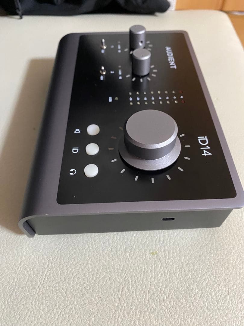 オーディオインターフェース AUDIENT iD14mk2 美品　動作未確認