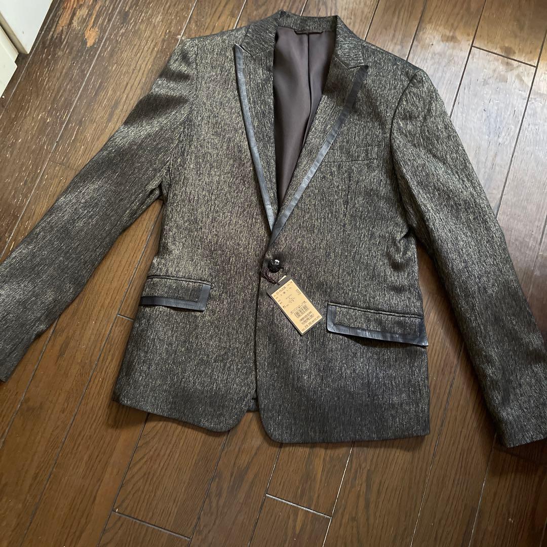 新品未使用　コムサメン　セットアップ上下スーツM 茶系ゴールド