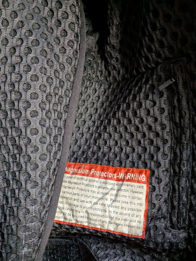 BERIK ベリック　レーシングスーツ　革ツナギ　レザースーツ