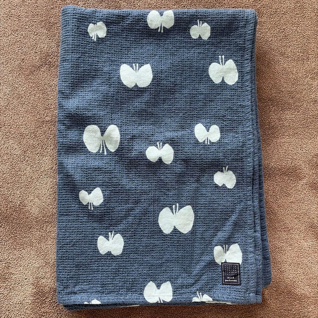 ミナペルホネン　リバーシブル蝶柄ブランケット 約225cm x 153cm