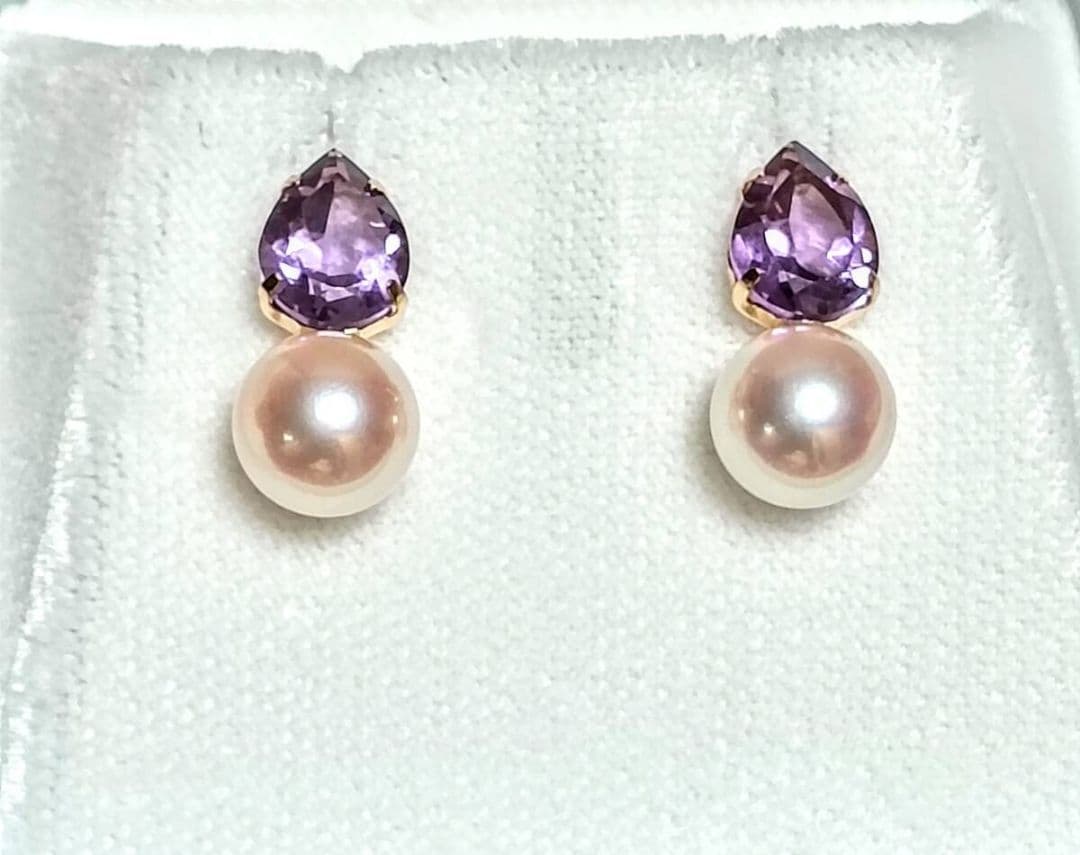 高級品　オーロラ花珠級あこや本真珠　ピアス　テリテリ　アメジストK18　可愛い