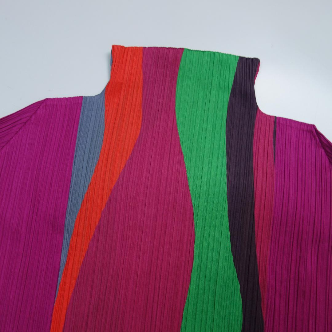 み*り様 9243 美品 プリーツプリーズ イッセイミヤケ ハイネック カットソ