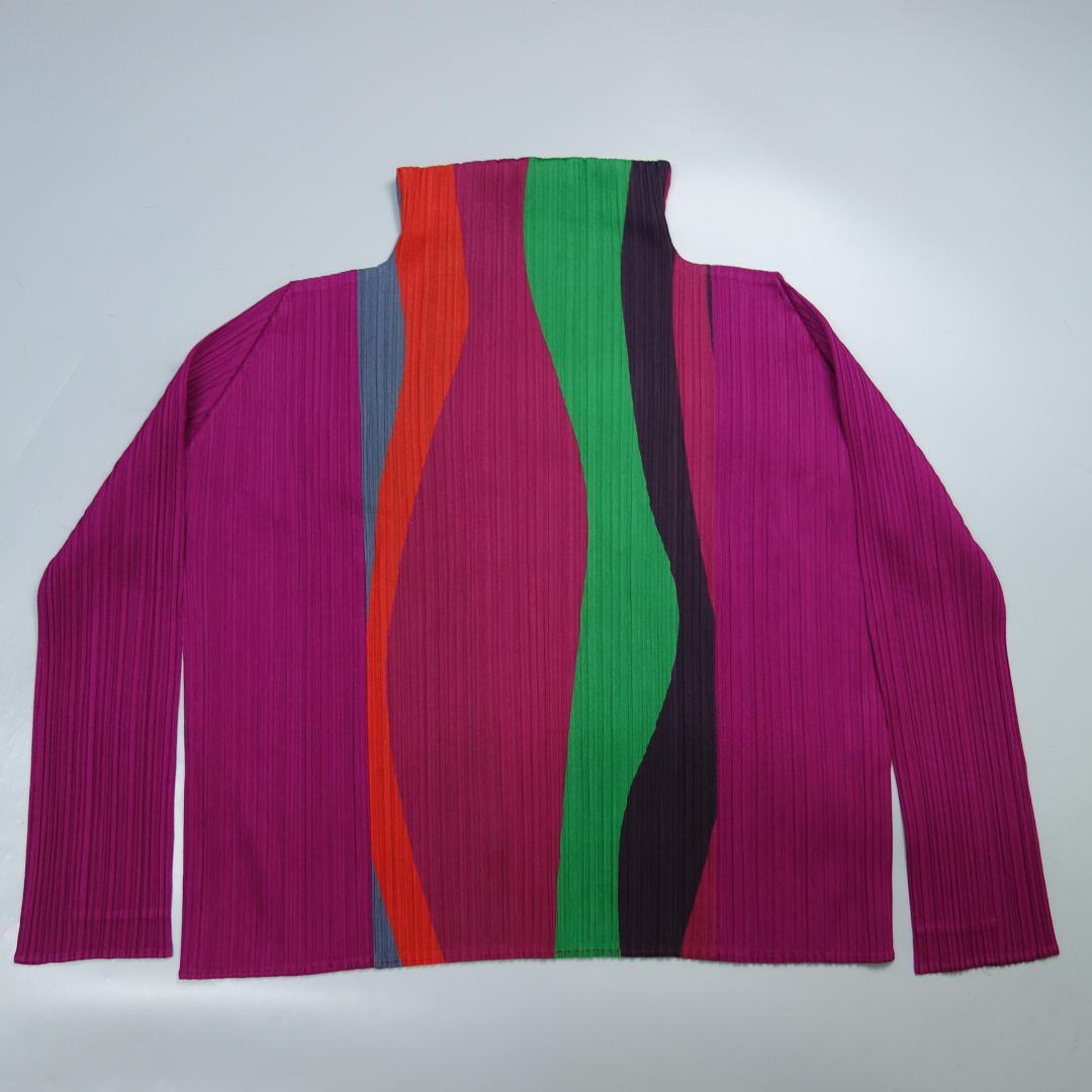 み*り様 9243 美品 プリーツプリーズ イッセイミヤケ ハイネック カットソ